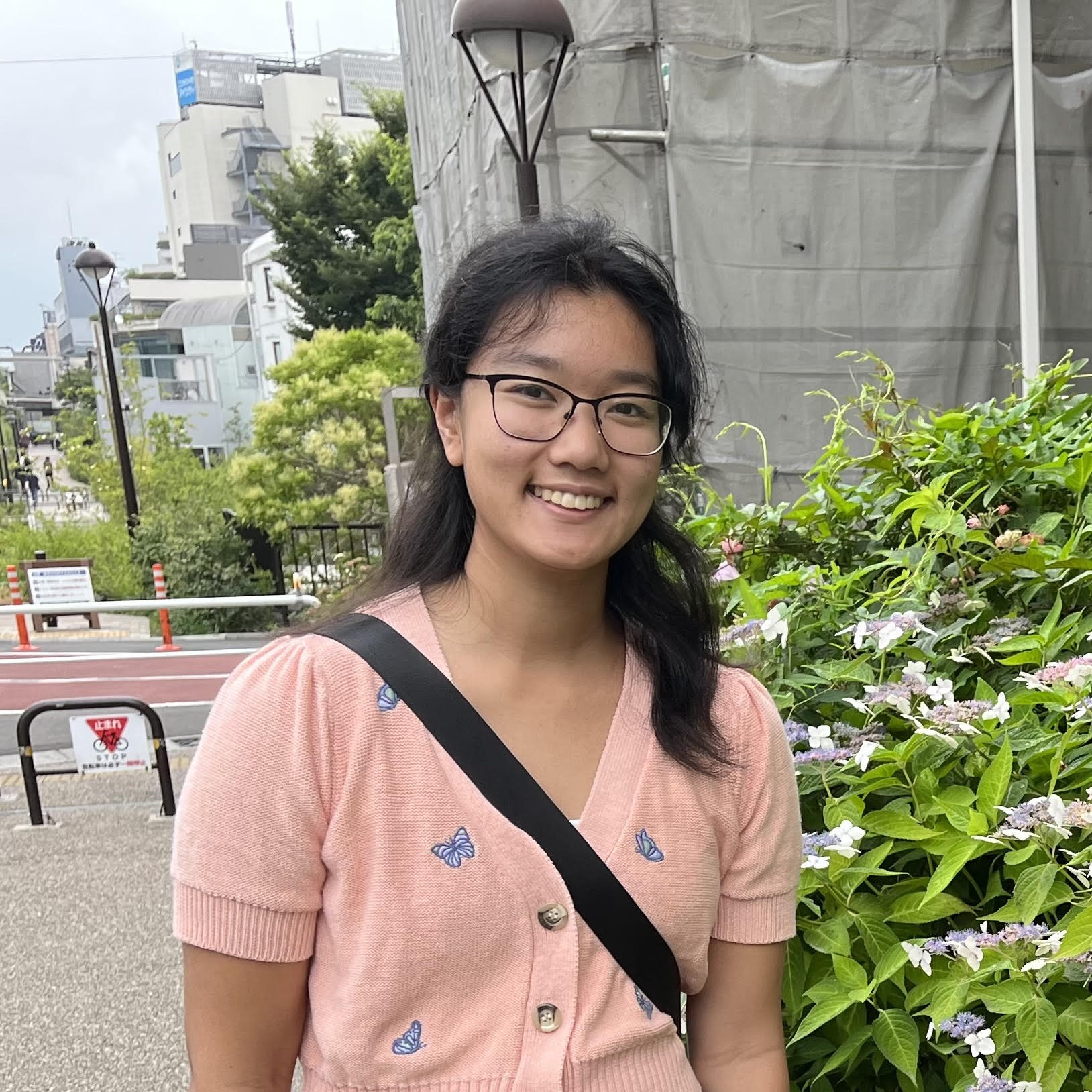 Gaby Chu is a freshman studying Biology. She is on the botany team for Green Wall and helps research and test different methods of growing plants in a self sustainable system. Gaby joined ESW because of her passion for sustainability and love of solving problems regarding the environment.
